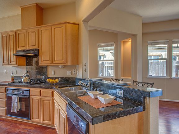 5th image of 1609 Cherry Blossom Ln
