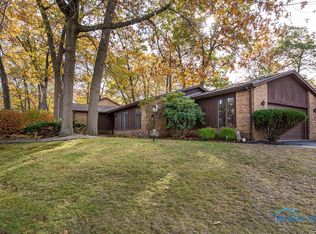 6825 Hampsford Cir, Toledo, OH
