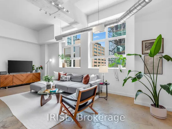 155 Dalhousie St #422, Toronto, ON M5B 2P7