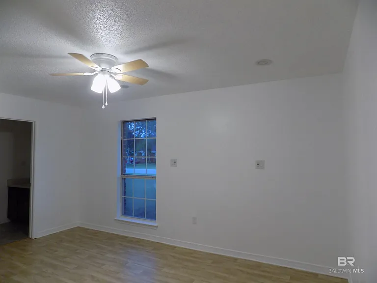23266 Wilson Dr — Photo 6
