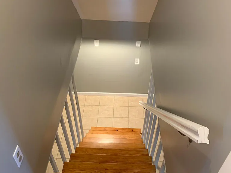 328 Union Ave — Photo 29
