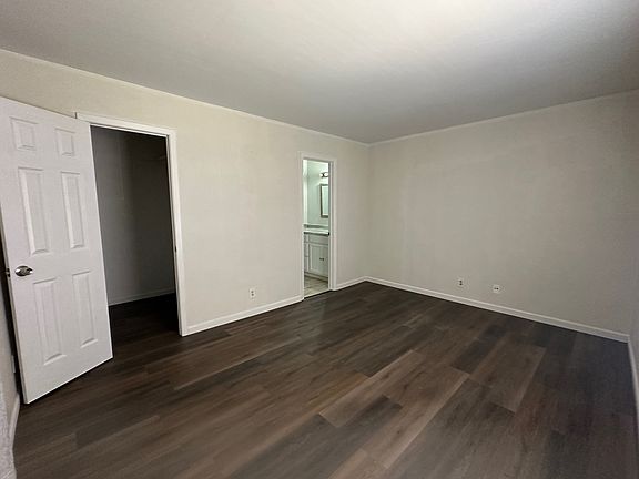 5th image of 4700 Boulder Dr #1-1112