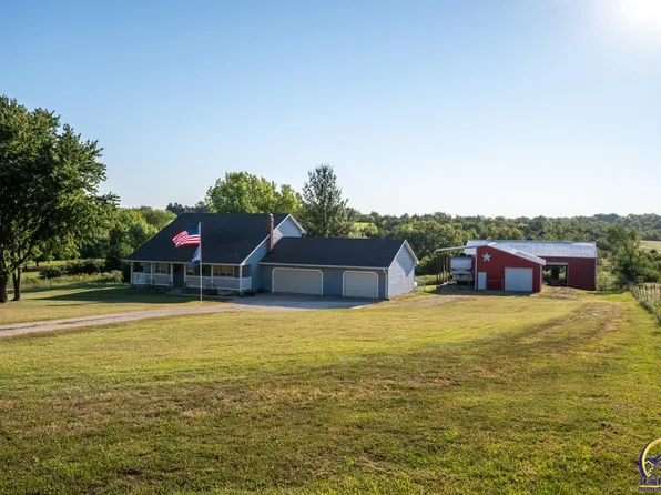 7224 SW Hodges Rd, Auburn, KS 66402