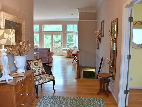 2nd image of 2193 Tantallon Dr