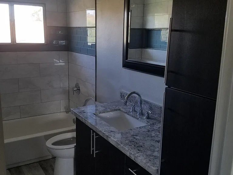 1107 E Broadmor Dr — Photo 6
