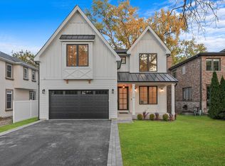 119 Washington St, Glenview, IL 60025