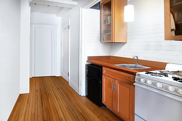 Rented by Compass | media 4