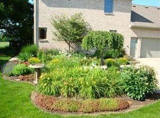 15 Dalfaber Ln, Springboro, OH 45066