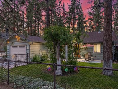 913 W Rainbow Blvd, Big Bear City, CA, 92314