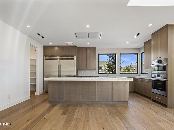 3rd image of 5929 N 14TH Street