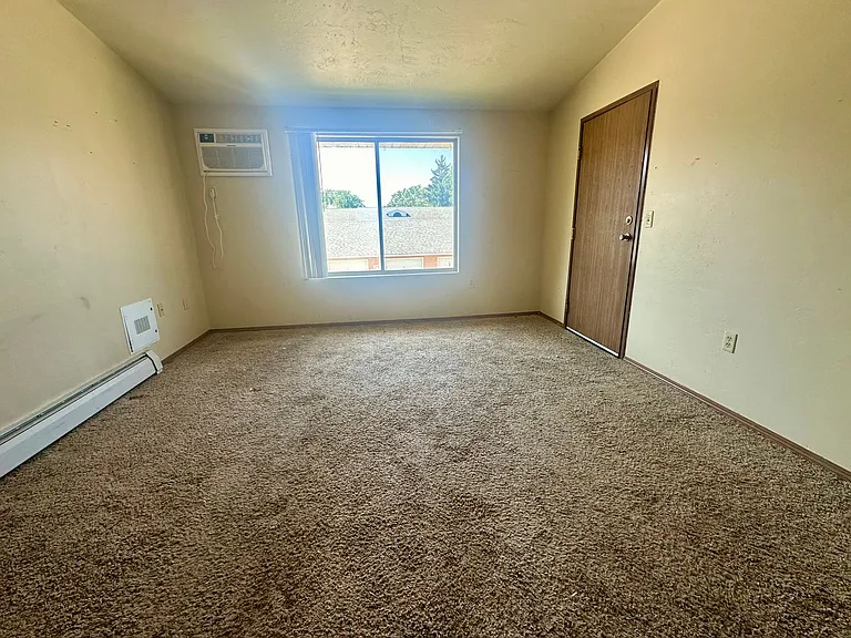 2685 Humboldt Rd — Photo 33