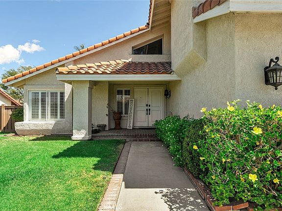 4th image of 28704 Glenheather Dr
