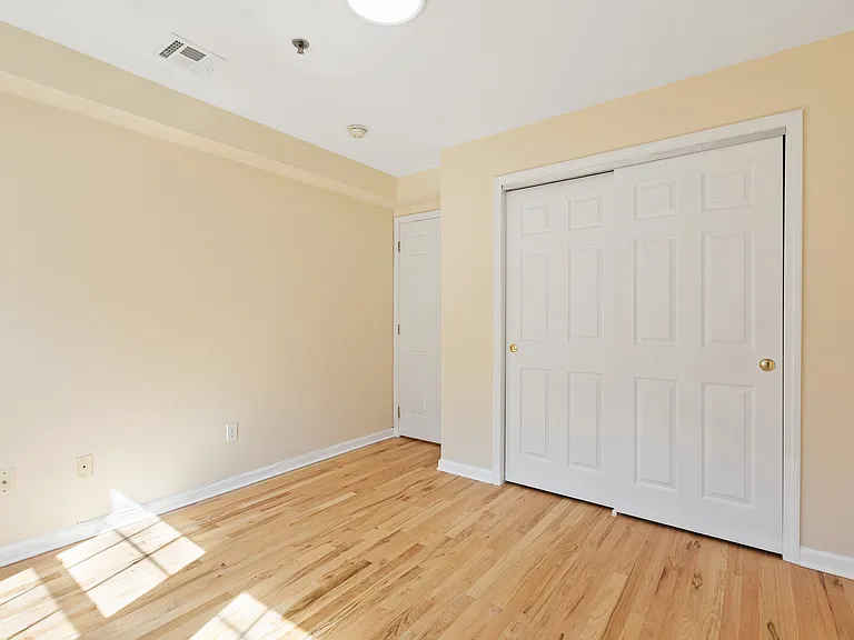 121 Jackson St #2 — Photo 12