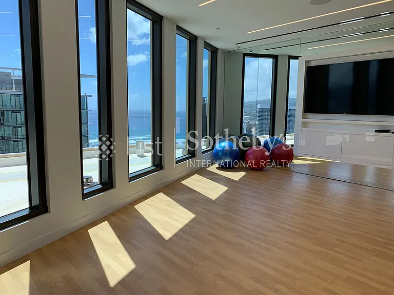 987 Queen St #806 — Photo 15