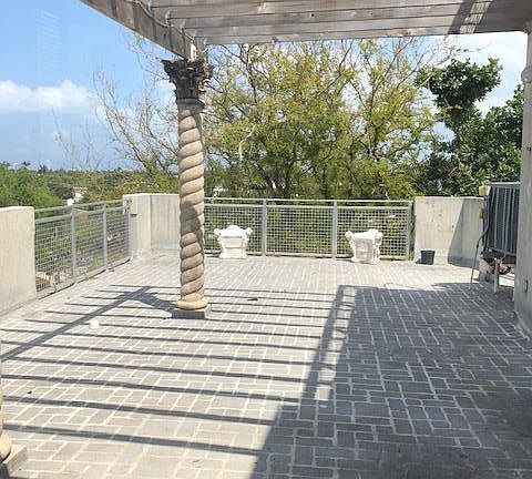 5th image of 460 NE 77th Street Rd APT 404