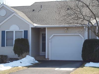 812 Village Rd, Southington, CT, 06489