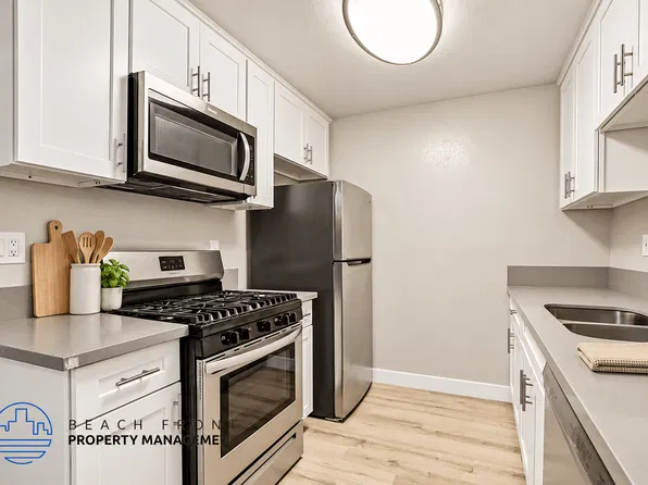 7892 Holt Ave., 7892 Holt Dr #1, Huntington Beach, CA 92647