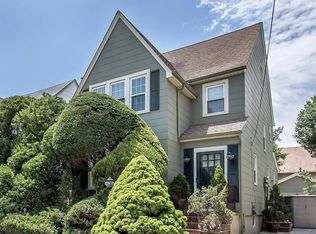 (Undisclosed Address), Valley Stream, NY 11581