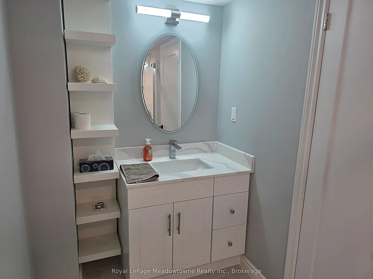 43 Dills Cres #BASEMENT — Photo 11