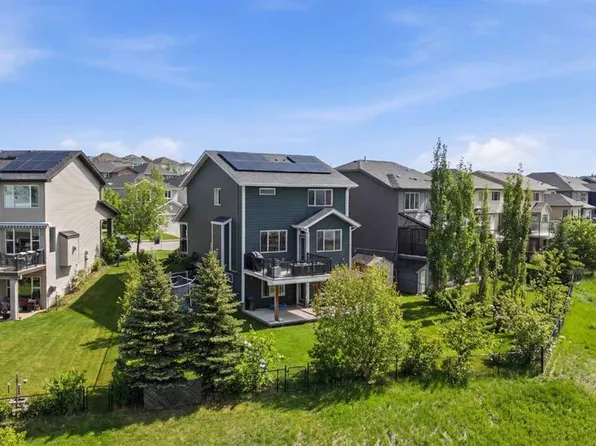 99 NE Sunset Vw, Cochrane, AB T4C 0E8