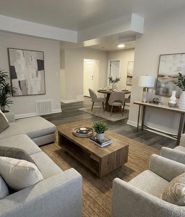 1st image of 2917-21 W 24th Blvd #2921-1B