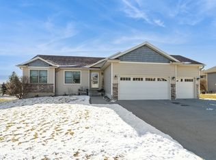 302 Centennial Dr, Huxley, IA 50124