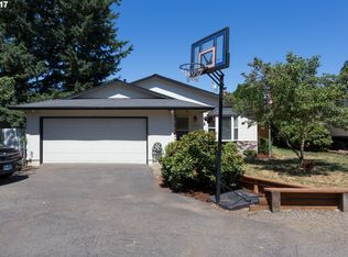 17537 SE Marie St, Portland, OR 97236