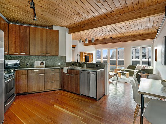 2nd image of 1408 12th Ave Unit 406