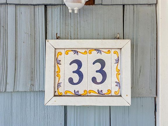 5th image of 33 Brookdale Avenue
