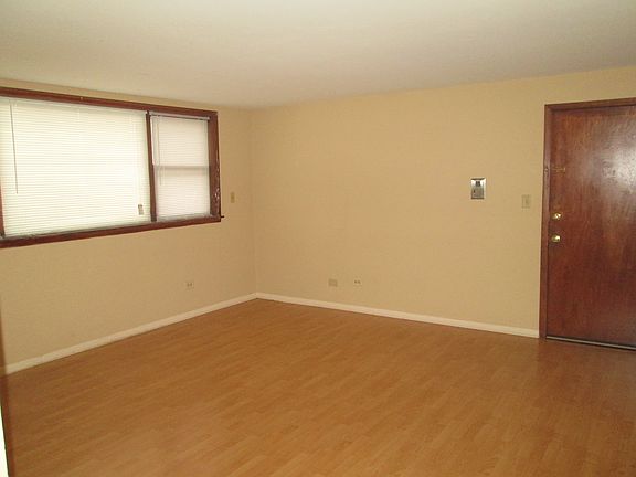 4th image of 4337 Prescott Ave APT 4A