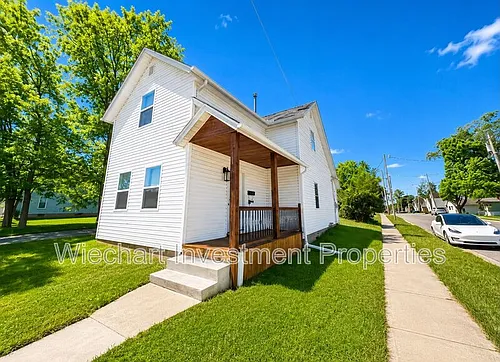 725 W Williams Ave Photo 1
