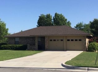 1241 Mineola St, Weatherford, TX 76086