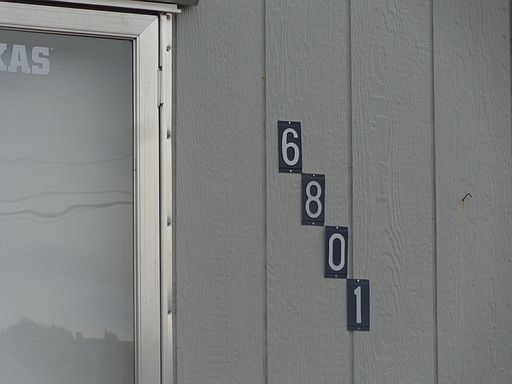 4th image of 6801 Chantelle St