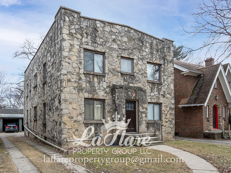 3538 Maxwell Rd