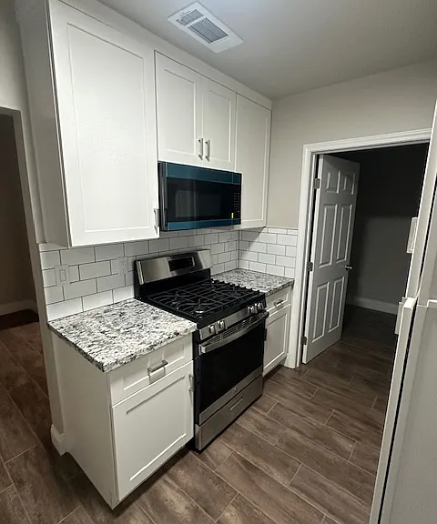 110 N B St #110A-110B — Photo 4