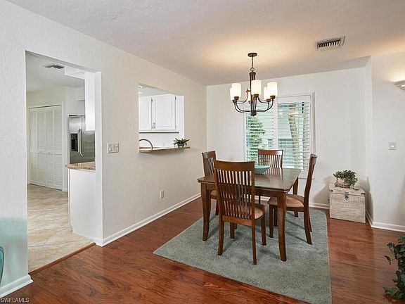 5th image of 27141 OAKWOOD LAKE DR