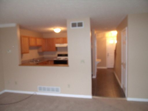 3rd image of 33468 Shelly Ct