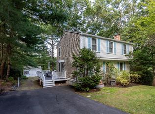 11 Lantern Ln, Plymouth, MA 02360
