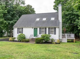 4 Randall Ct, Natick, MA 01760