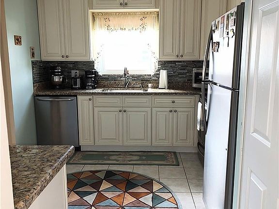 2nd image of 1205 S Lakes End Drive #2
