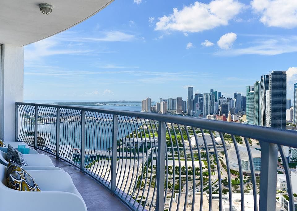 1st image of 1750 N Bayshore Dr APT 5014