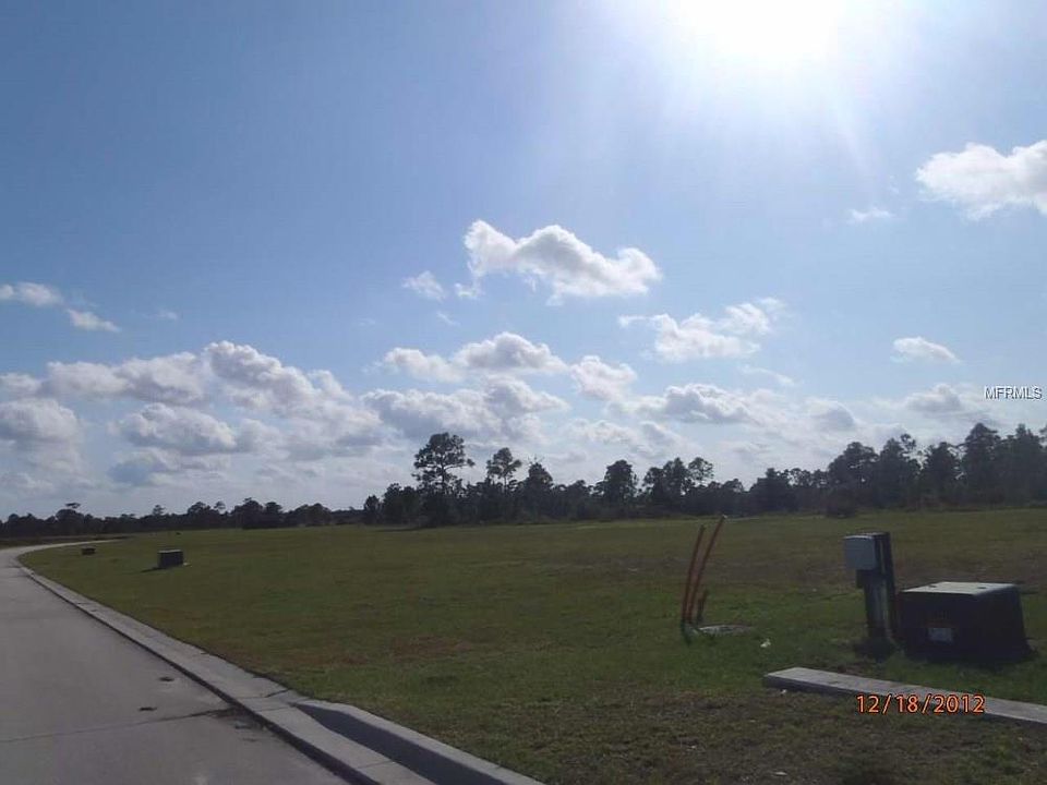 1st image of 225 SE Tramonto St
