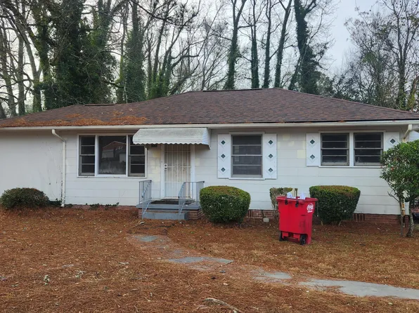 2055 Pinehill Dr, Macon, GA 31217