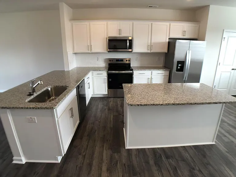 720 Dorset Stream Dr — Photo 3