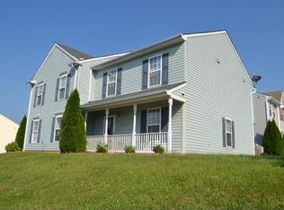 17339 Arrowood Pl, Round Hill, VA