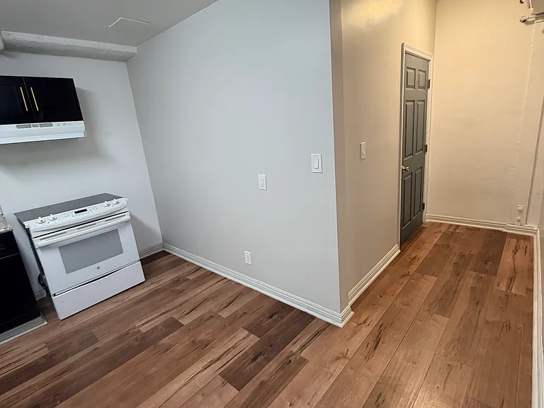 6702 State St #B — Photo 15