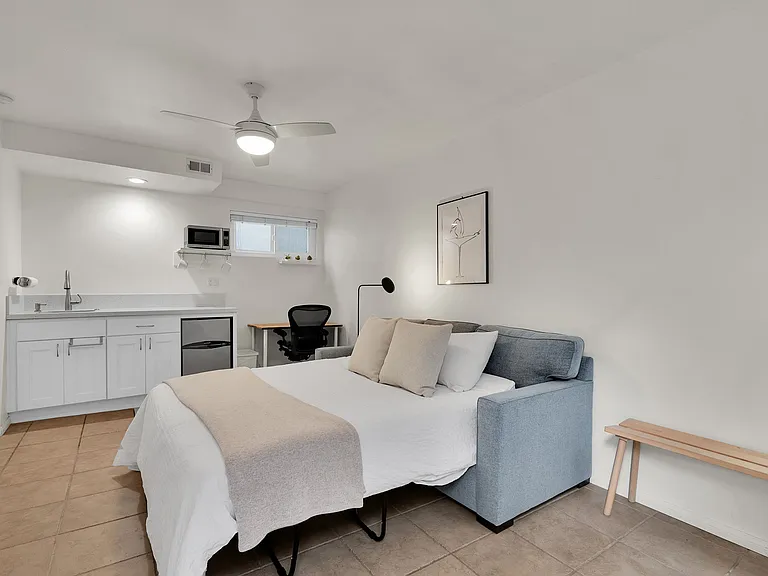 2369 Loring St — Photo 28