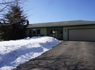 13704 Shirley Dr, Burnsville, MN 55337