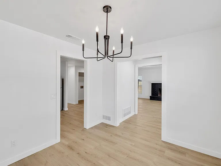 3352 Lanarc Dr — Photo 11