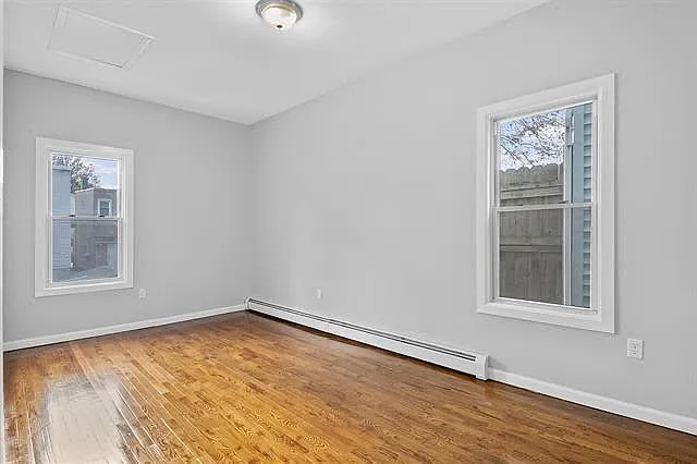35 Lexington Ave #2A — Photo 9